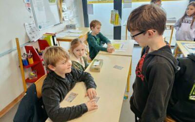 Les élections des délégués de classe: un apprentissage citoyen.