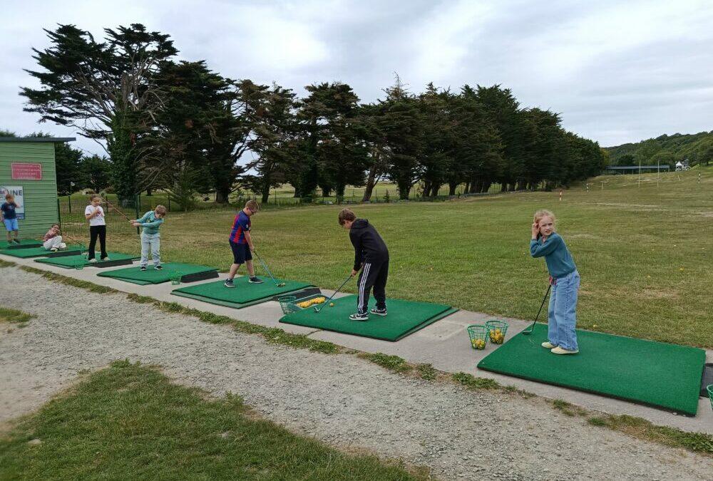initiation au golf et sortie bibliothèque